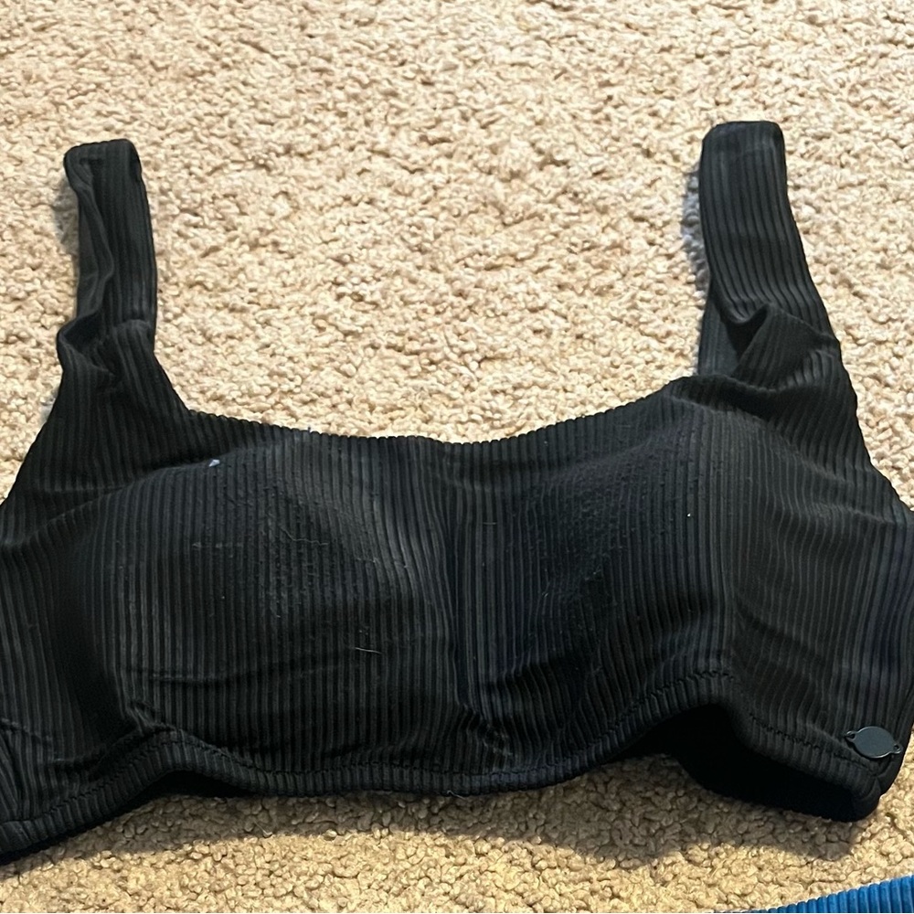 Alia Black Ribbed Bralette